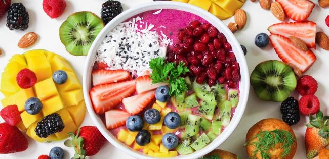 fruit bowl gezond voor mensen die vegan zijn