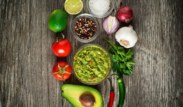 gezonde-snacks-guacamole